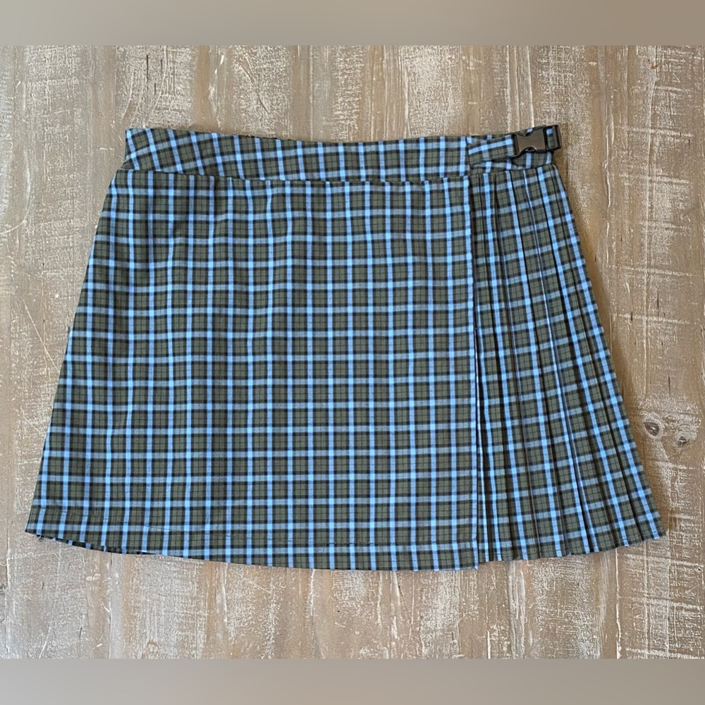 Plaid Y2K School Girl Skirt with Pleats size Large (10-12) NWOT